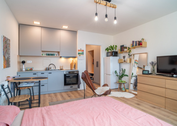 Na predaj 1-izbový byt v Bratislave na Hraničnej ulici