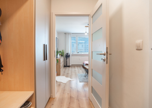 Na predaj 1-izbový byt v Bratislave na Hraničnej ulici