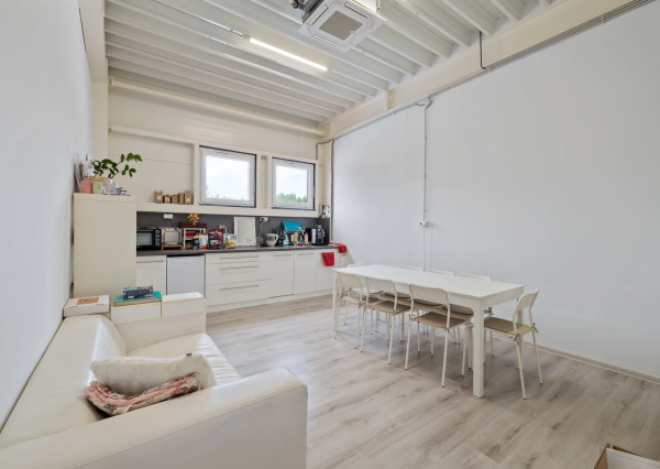 Na prenájom obchodné priestory na Betliarskej ulici