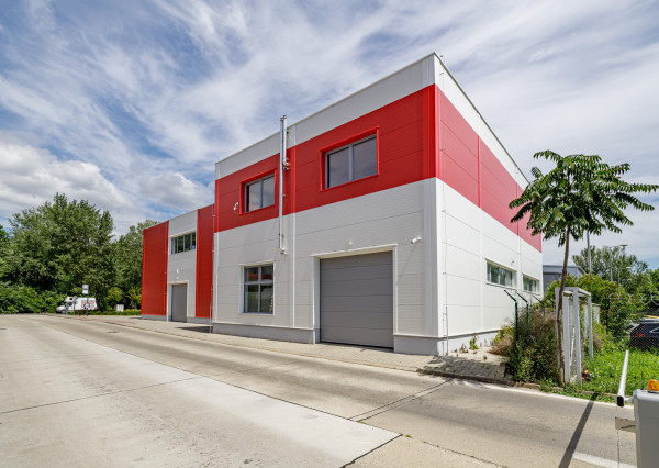 Na prenájom obchodné priestory na Betliarskej ulici