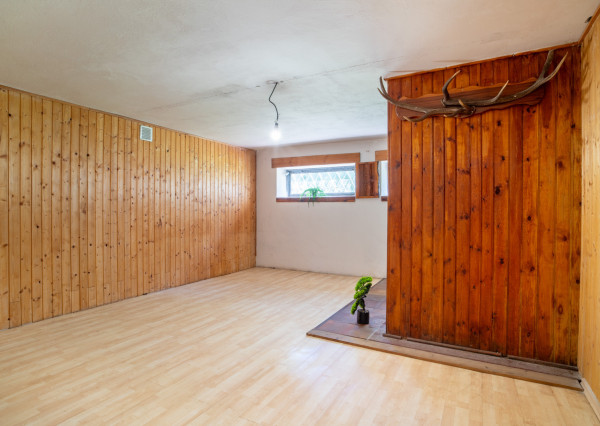 Na predaj rekreačná chata v oblasti Tomky