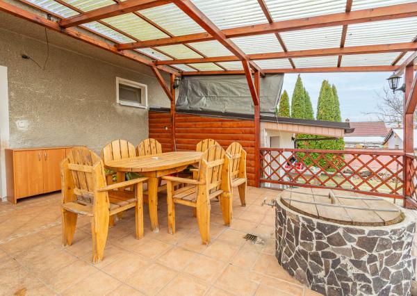 Na predaj rodinný dom s wellnessom v Dolných Lefantovciach