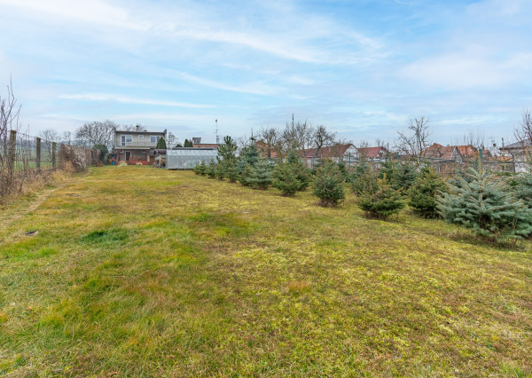 Na predaj rodinný dom s wellnessom v Dolných Lefantovciach