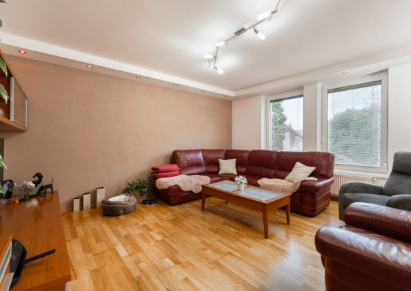 Na predaj rodinný dom s bazénom v Kysuckom Novom Meste