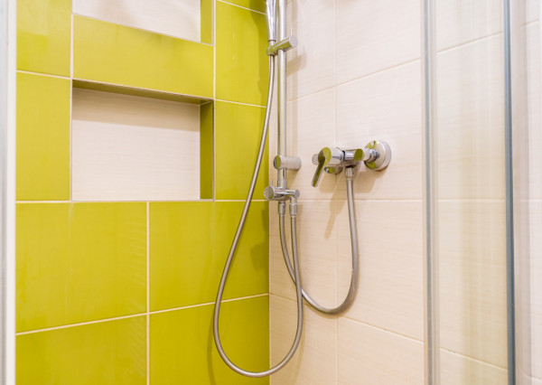 Na predaj priestranný 3-izbový byt s veľkou loggiou v Rači