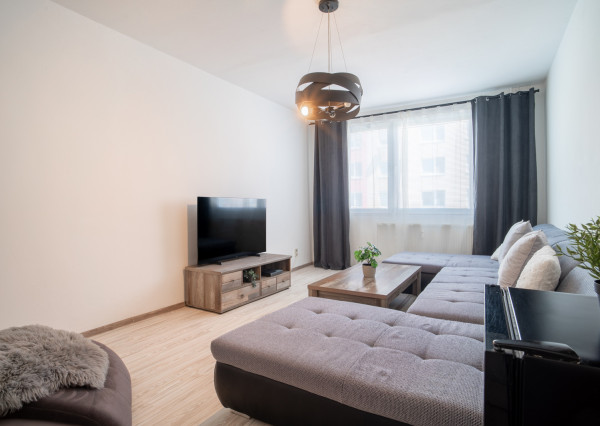 Na predaj 3-izbový byt v obci Rohožník