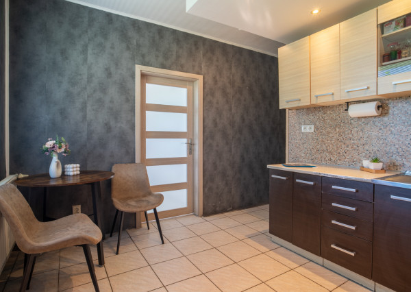 Na predaj 3-izbový byt v obci Rohožník