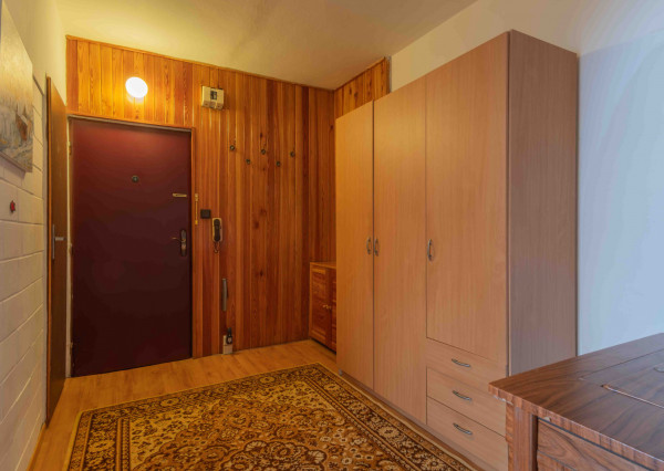 REZERVOVANÝ: Na predaj priestranný 2-izbový byt v Starej Ľubovni