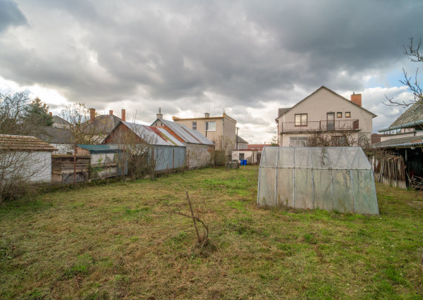 Na predaj 7-izbový rodinný dom v Studienke s investičným potenciálom