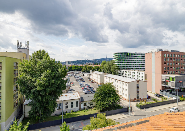Na predaj zariadený 3-izbový mezonet na Košickej - Nivy