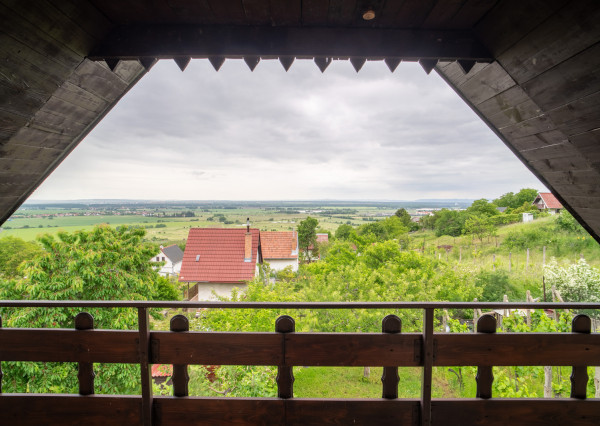VÝRAZNÁ ZĽAVA: Na predaj záhradná chata s výhľadom na golfové ihrisko v Skalici