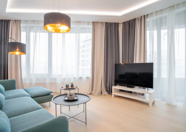 Na prenájom štýlový 3-izbový byt v SKYPARK RESIDENCE s panoramatickým výhľadom