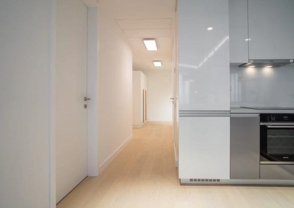 Na prenájom štýlový 3-izbový byt v SKYPARK RESIDENCE s panoramatickým výhľadom