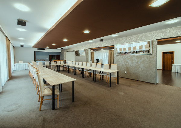 Na predaj elegantný kongresový Hotel Elite v Novej Dubnici