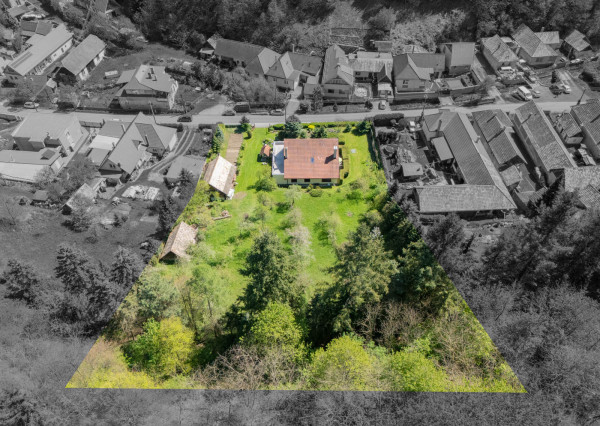 Na predaj 6-izbový rodinný dom v obci Podkriváň