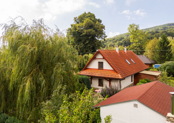 Na predaj 4-izbový rodinný dom v Moravskom Lieskovom