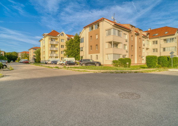 Na predaj 2-izbový byt s loggiou v Šamoríne