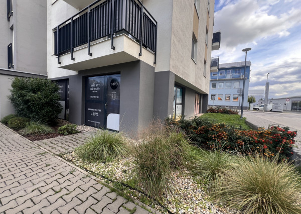 Na prenájom nebytový priestor v Trenčíne