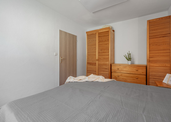 Na predaj 2-izbový byt v Senci pri jazerách s terasou