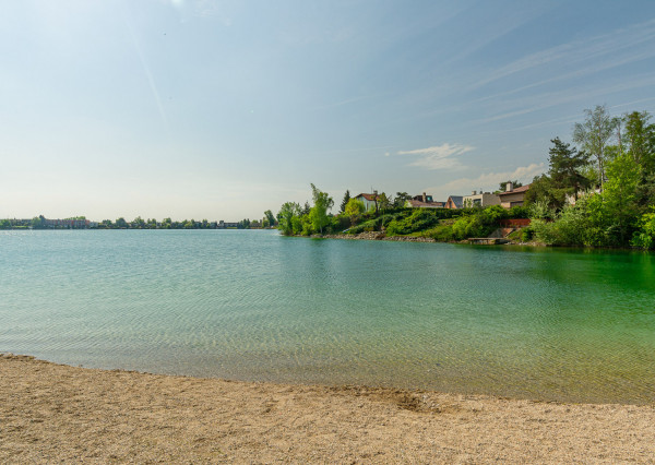 Na predaj 2-izbový byt v Senci pri jazerách s terasou