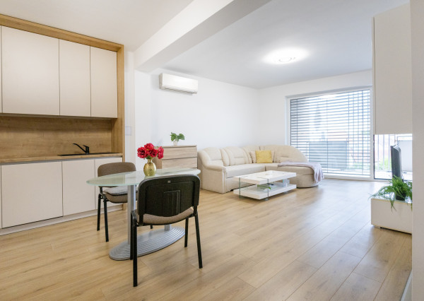 Na prenájom 3-izbový byt v centre mesta Dunajská Streda