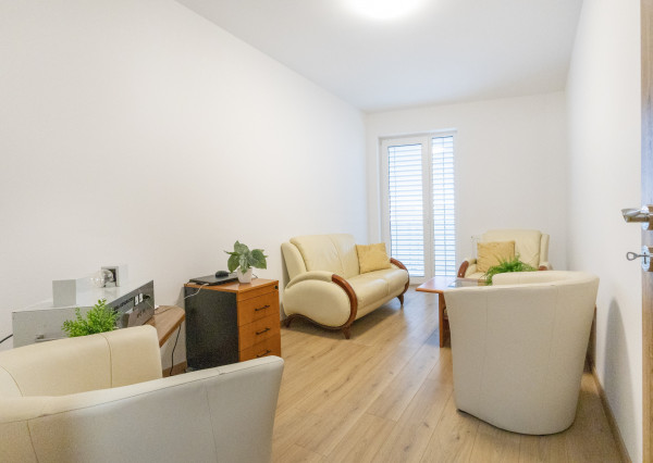 Na prenájom 3-izbový byt v centre mesta Dunajská Streda