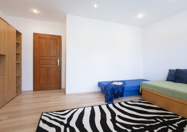 Na prenájom 3-izbový byt v Šamoríne