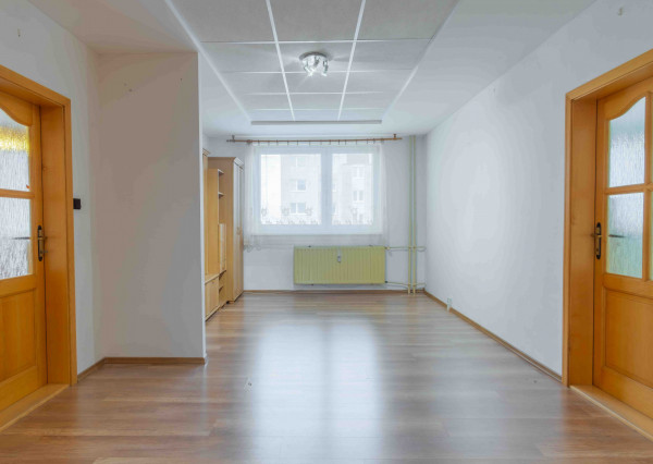 Na predaj 3-izbový byt s potenciálom v tichej lokalite Popradu