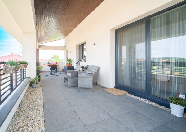 Na predaj výnimočný 4-izbový byt v obci Tomášov