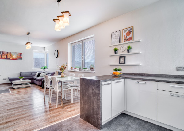 Na predaj rodinný dom s rozľahlým pozemkom v Kostolišti