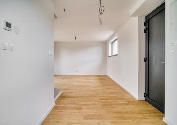 Na predaj 3-izbový rodinný dom pri jazere Nové Košariská