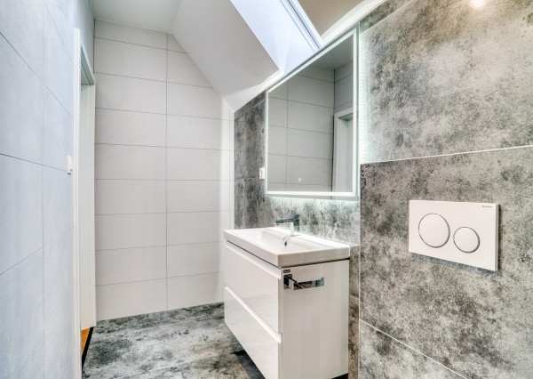 Na predaj 3-izbový rodinný dom pri jazere Nové Košariská