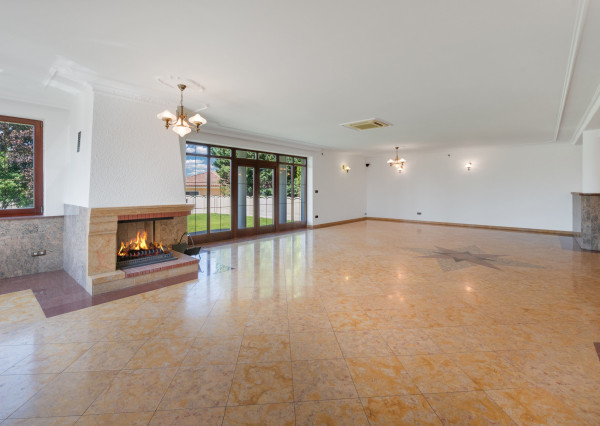 Na predaj 6-izbové rodinné sídlo v Šamoríne