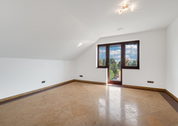 Na predaj 6-izbové rodinné sídlo v Šamoríne