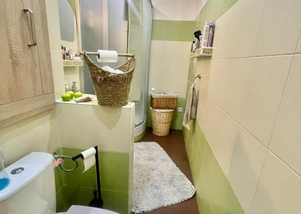 Exkluzívna ponuka 3 izb. veľkometrážného bytu v Bánovciach n/B s balkónom a pivnicou- SEVER