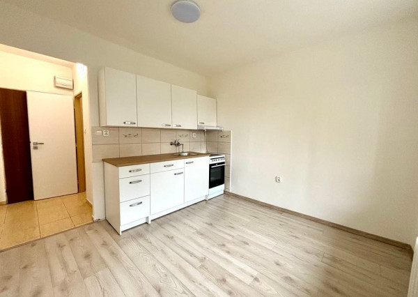 Rezervované...Nová cena ...Exkluzívne na predaj 1izbový byt - Bánovce n/B , ul. A.Hlinku