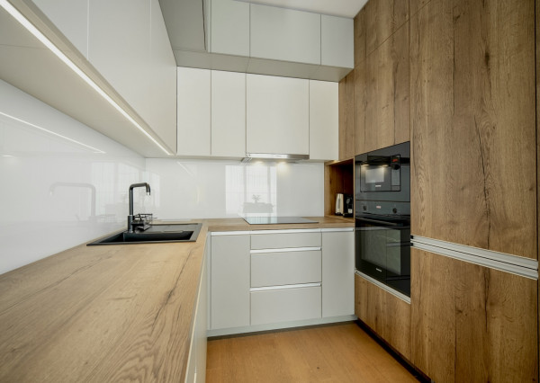 Na prenájom 2-izbový byt v Eurovea Tower – Bratislava