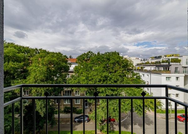 Na prenájom 3-izbový byt v centre Bratislavy pri OC Nivy