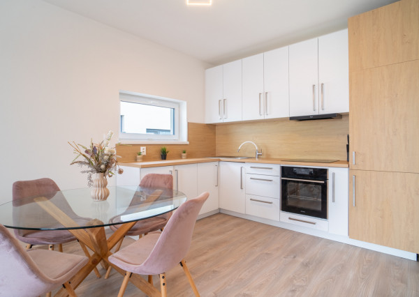 Na prenájom 2-izbový byt v obci Kostolište