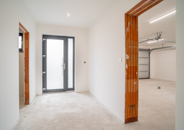 Na predaj 4-izbová novostavba s dvojgarážou v Suchohrade