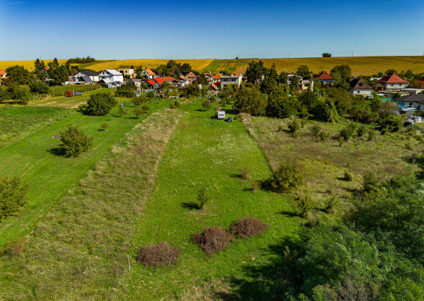 Na predaj pozemok vo Vinohradoch nad Váhom
