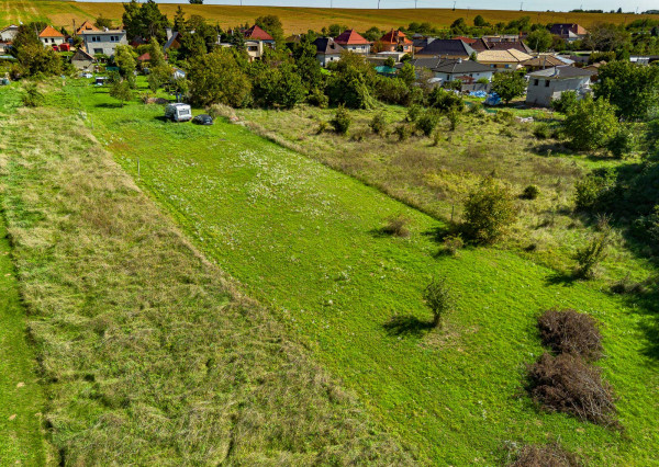 Na predaj pozemok vo Vinohradoch nad Váhom