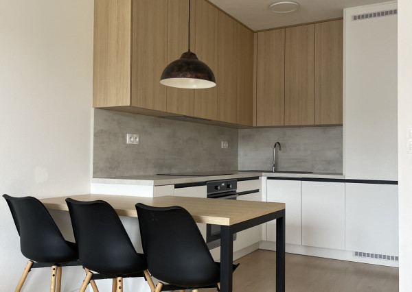 Na prenájom vkusne zariadený 2-izbový byt v Trenčíne