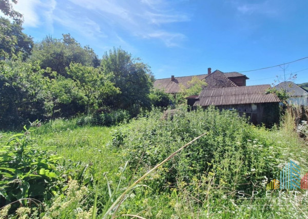 REZERVOVANÉ..Na predaj rodinný 2-izbový domček v pôvodnom stave – Zlatníky, okr. Bánovce nad Bebravou, pozemok 1200 m², tichá ulica, krásne prostredie