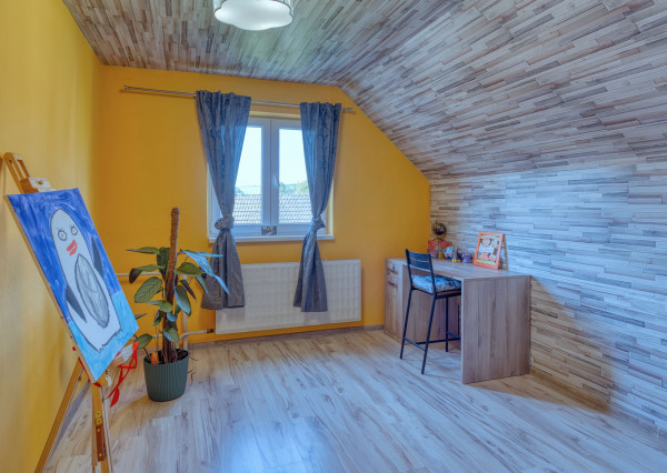 Na predaj trojpodlažný rodinný dom v lokalite Žitná - Radiša