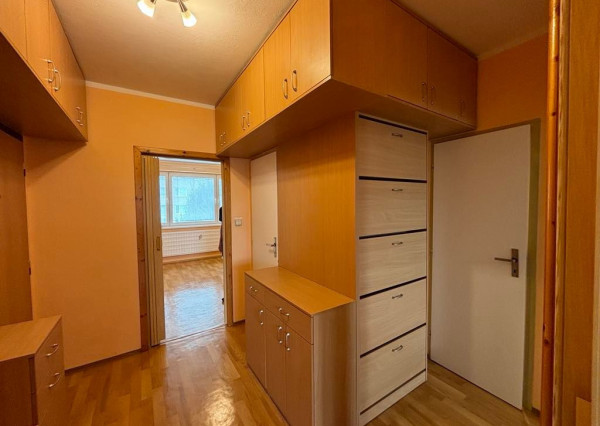 Rezervované...Exkluzívne na predaj pekný 2i byt- Bánovce n/B - ul. Lúčna , Dubnička