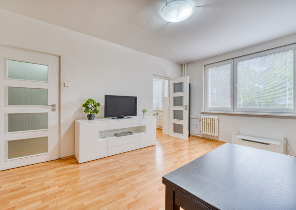 REZERVOVANÉ: Na predaj investičný 1-izbový byt - Karlova Ves