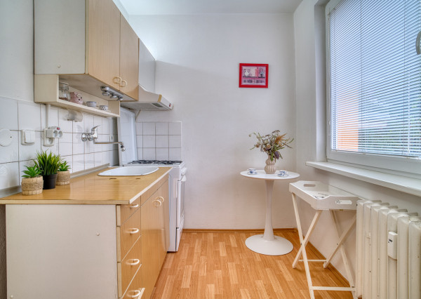 REZERVOVANÉ: Na predaj investičný 1-izbový byt - Karlova Ves