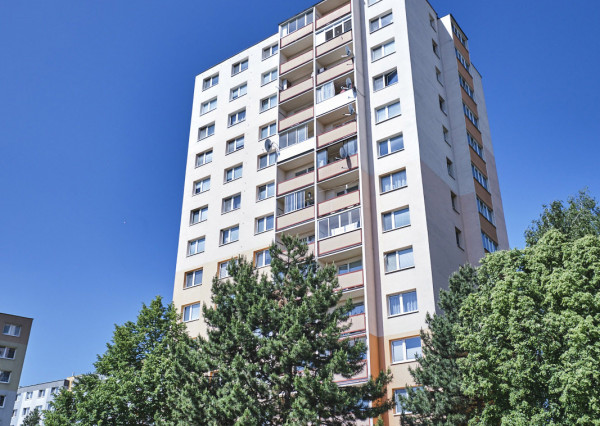 Na predaj zrekonštruovaný 3-izbový byt v Poprade