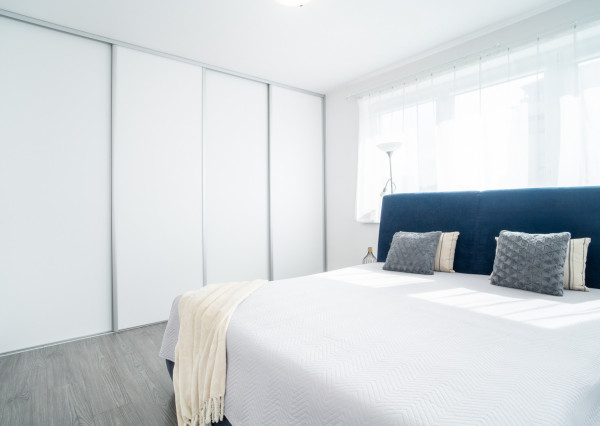 Na predaj moderný 3-izbový byt vo výbornej lokalite Serede